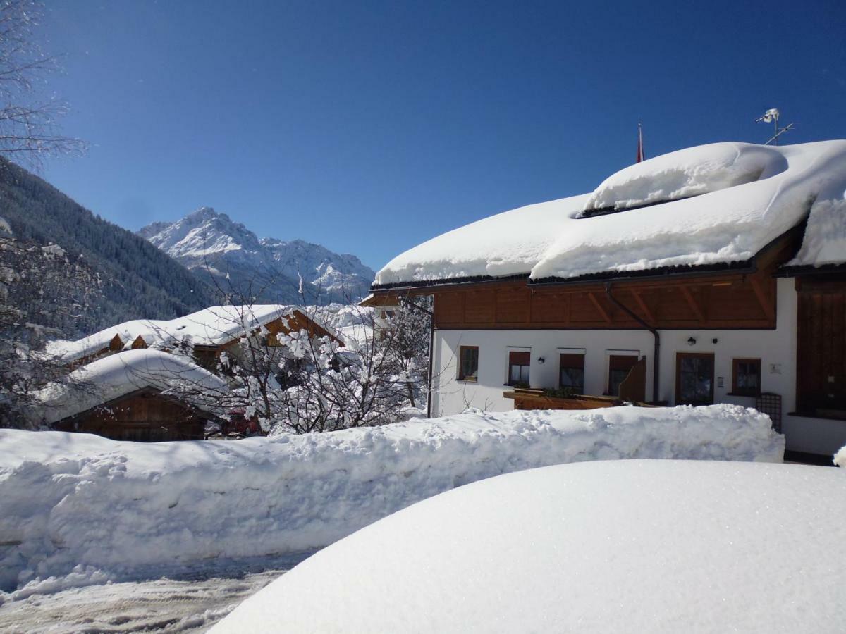 Gruberhof Apartment San Candido Ngoại thất bức ảnh