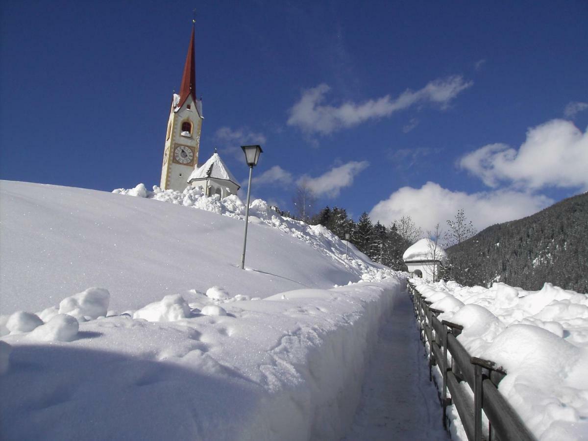 Gruberhof Apartment San Candido Ngoại thất bức ảnh