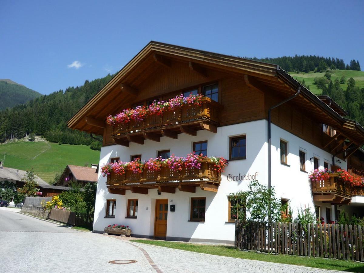 Gruberhof Apartment San Candido Ngoại thất bức ảnh