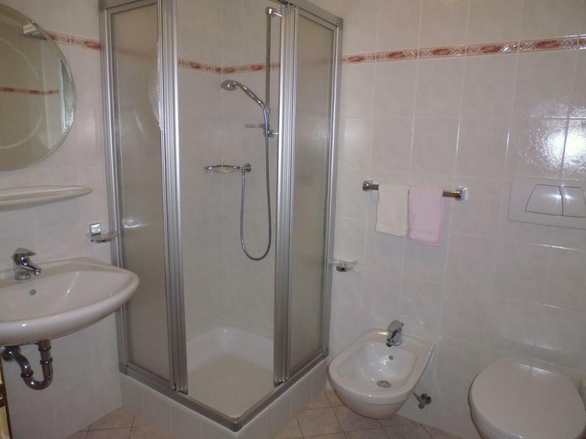 Gruberhof Apartment San Candido Ngoại thất bức ảnh